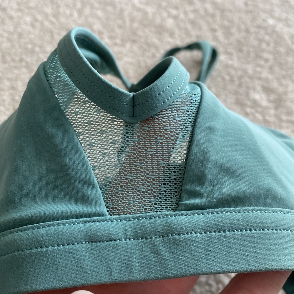 Lululemon sports bra - Picture 7 of 7